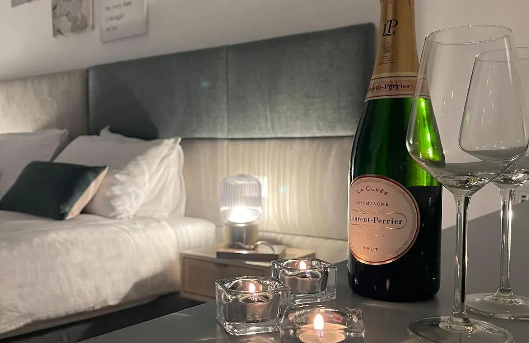 B&B Domus Teano Luxury Rooms-1